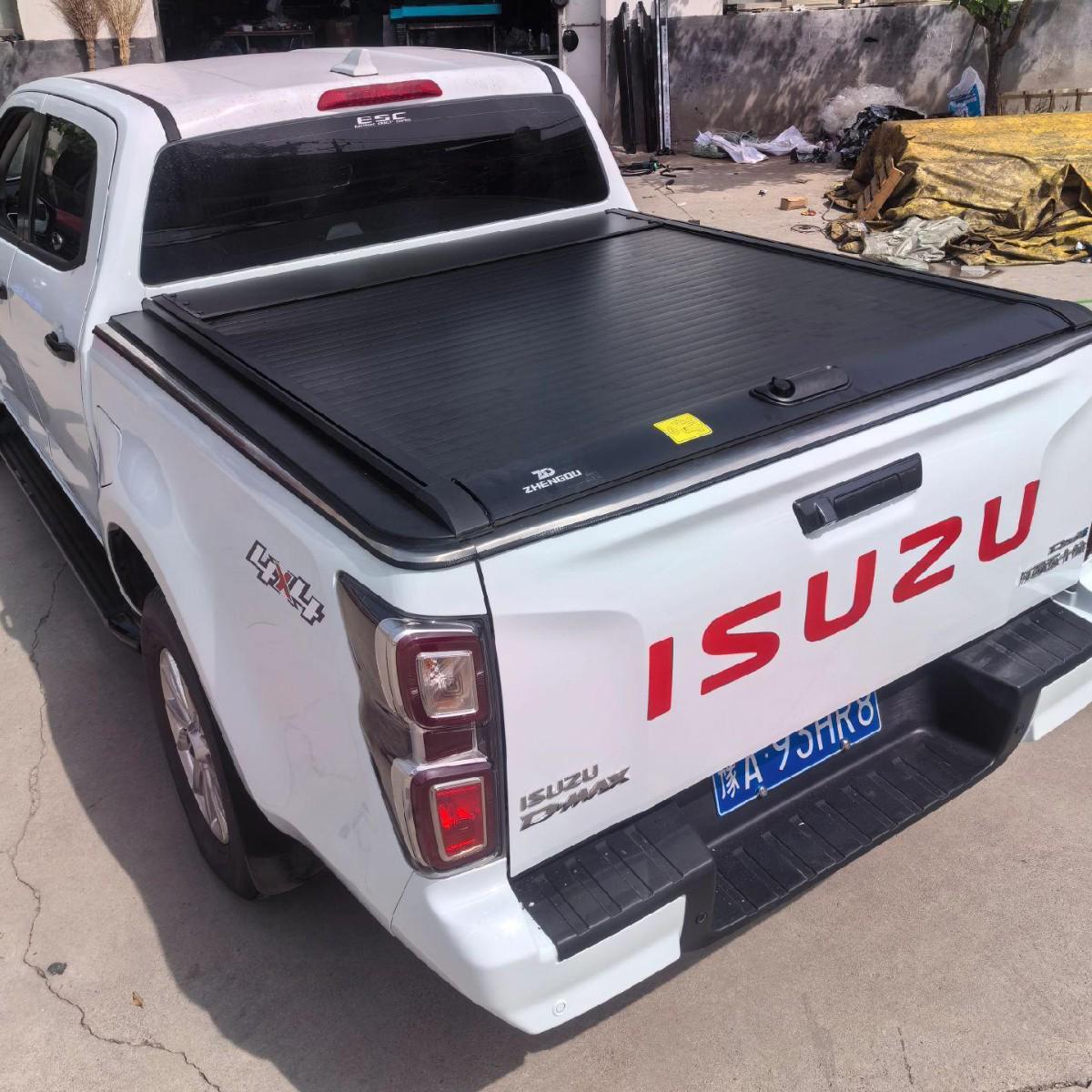 

Universal Waterproof Roll-Up Truck Bed Cover - Anti-Theft, Fits Multiple Models Other Models (Contact Support for Details)