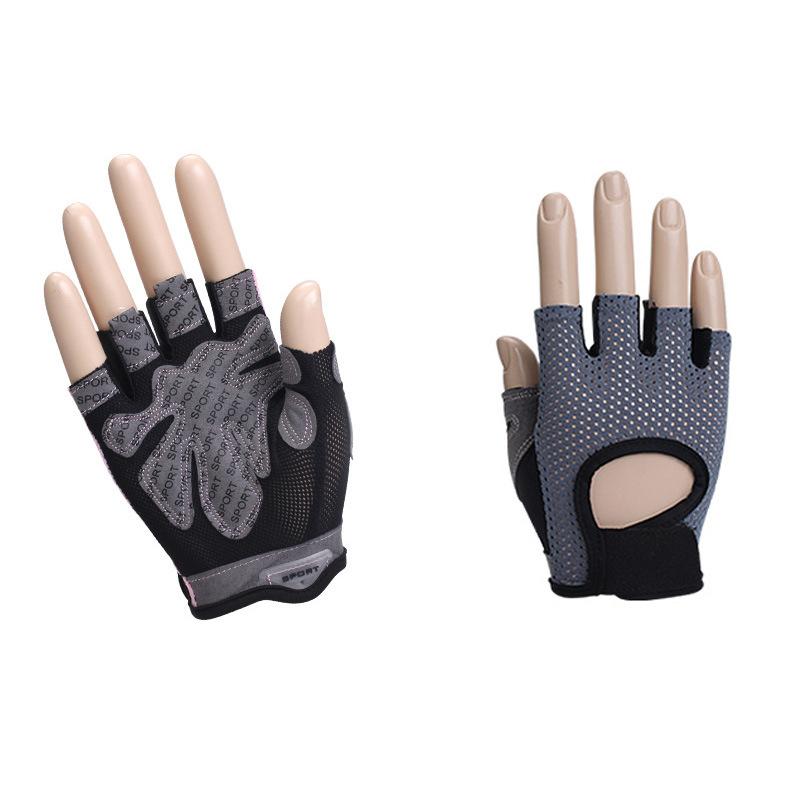 2022 Best Sellers Silicone Antiskid Men Woman  Half Finger Fitness Workout Gloves for Weightlifting  Bodybuilding Pull Ups
