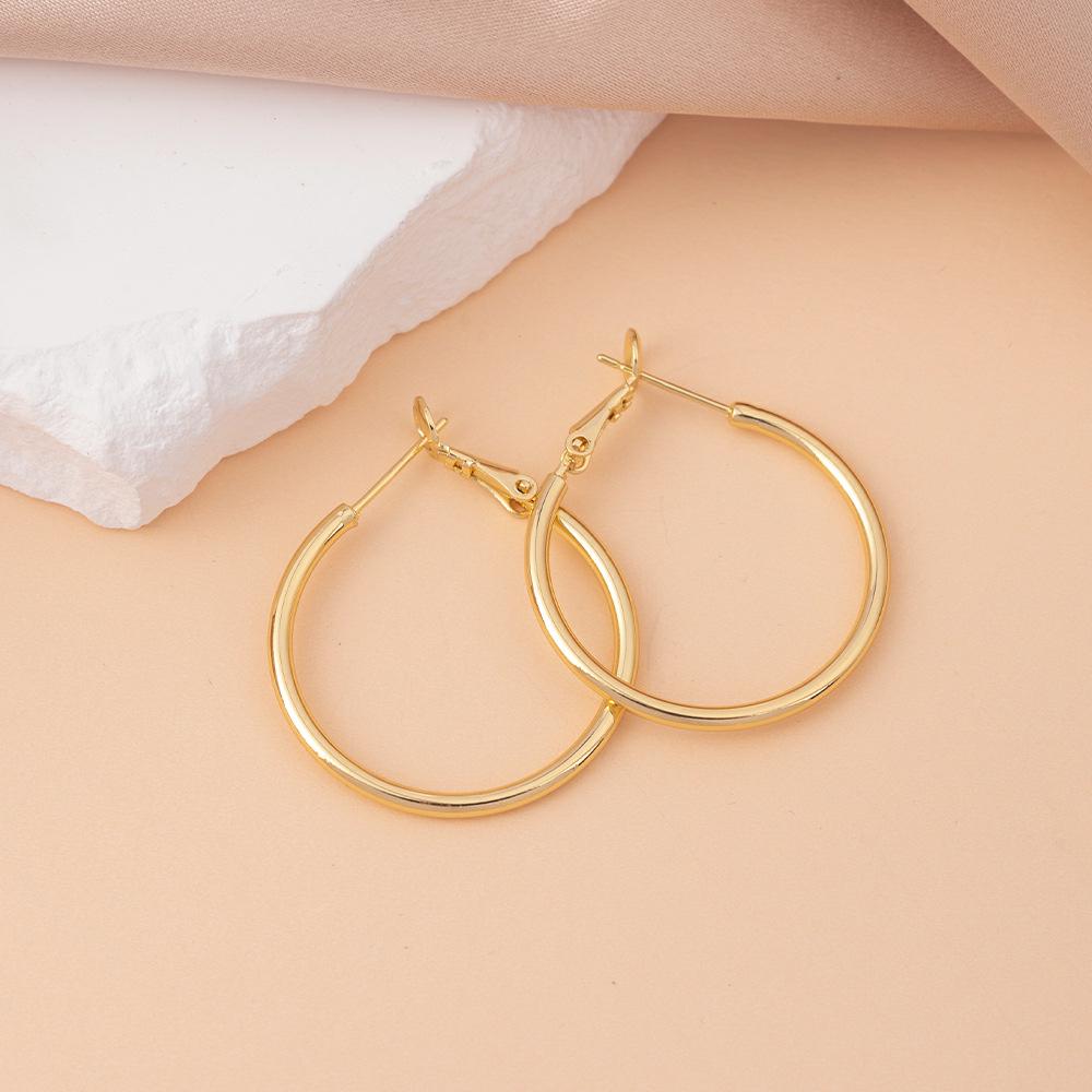 Elegante baumelnde Ohrringe mit französischen Perlen: Vergoldet, Vintage-Design in Silber 925