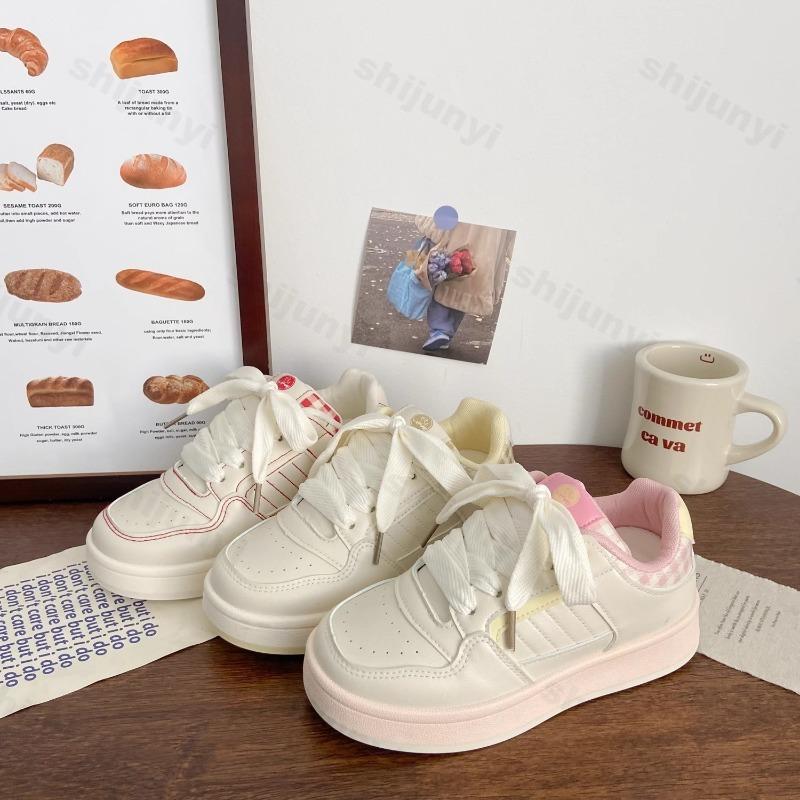 Women White Shoes 2026 Spring Autumn New Comfortable Non Slip Platform Sneakers Height Increase Lightweight Lace Up Casual Shoes