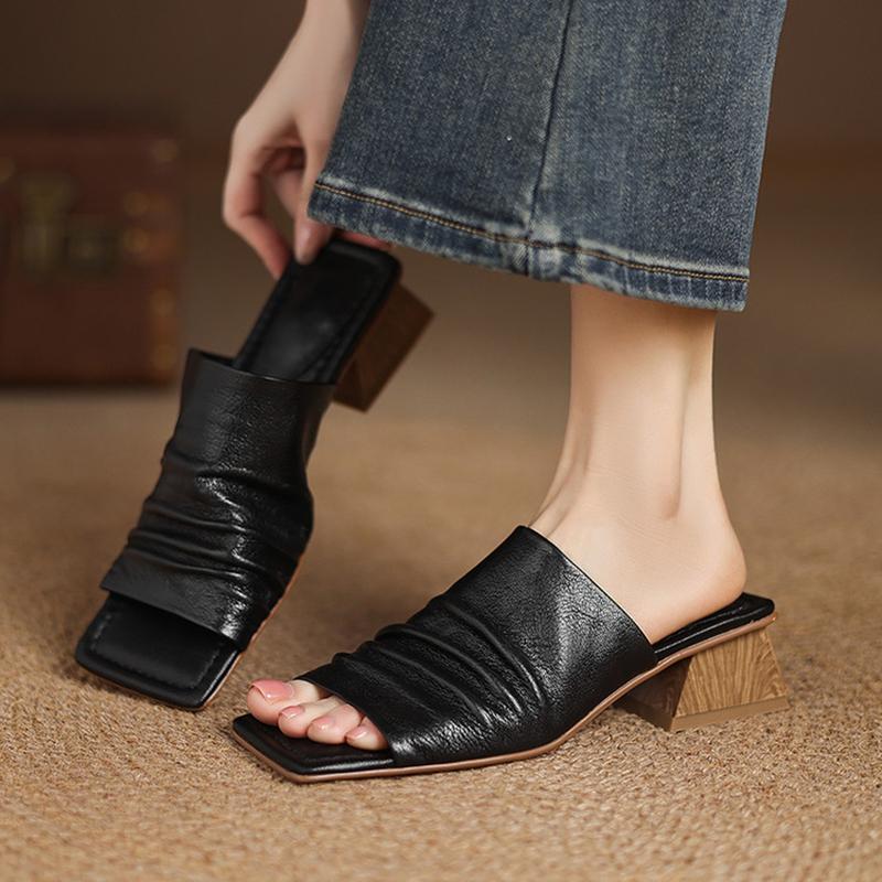 Mode NEU Sommer Damen Hausschuhe Eckige Zehenpartie Klobiger Absatz Schuhe Echtes Leder Schuhe für Damen Prägnante Plissierte Damen Sandalen Zehentrenner