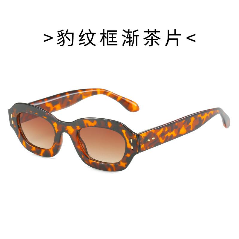 Colorful PC full-frame sunglasses, tinted lenses, thick frames, street-style eyewear, outdoor sunglasses, sunshades