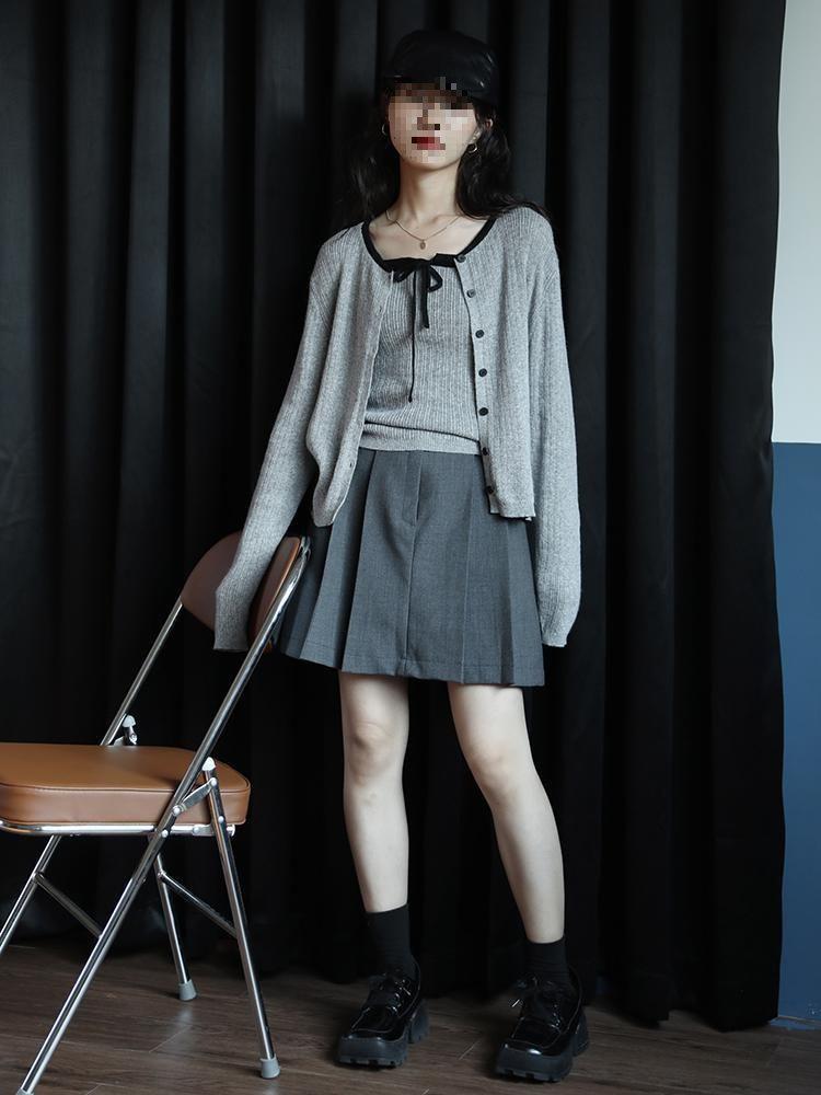 Retro Gray Knitted Cardigan Set - 2025 Autumn Women's Collection