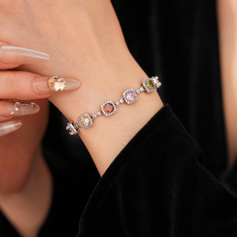 Vintage-Inspired Round Zircon Clip Bracelet Women Silver-Tone Copper Alloy With Colorful Gemstones Geometric
