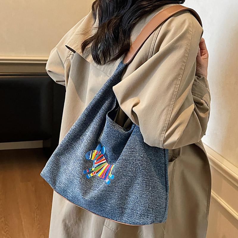 Fashionable Denim Large Capacity Shoulder Bags Leisure Cartoon Print Tote Bags Denim Fabric Korean Version Retro Underarm Bags