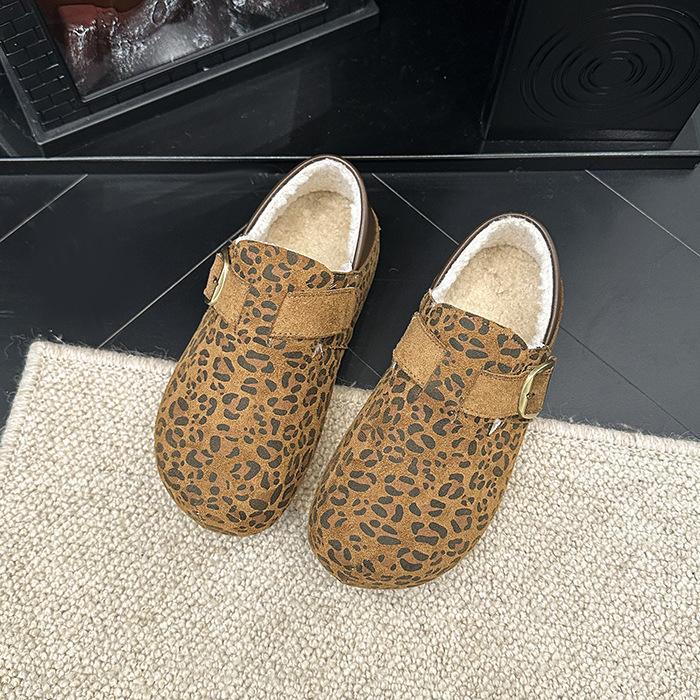 Inner Height Increase Boken Women's Shoes Outer Wear 2025 Autumn and Winter New Retro Leopard Print One Pedal Casual Doudou Single Shoes