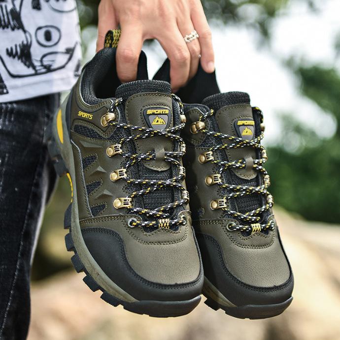 Large size hiking shoes autumn new low help outdoor casual shoes couple shoes