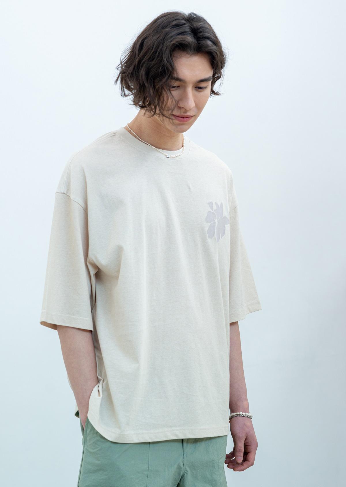 Asei Emblem Pigment Oversized T-Shirt Ivory L