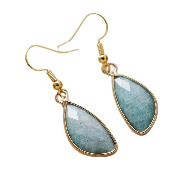 Natural stone crystal earrings, ear hooks, earrings, Japanese and Korean designer real gold-plated popular jewelry.