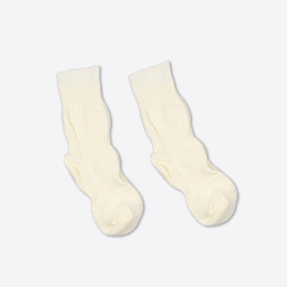 

Модные японские плиссированные носки-фонарики от Miyake – унисекс, хлопок, до середины икры One Size 35-42