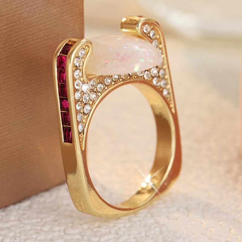 Vintage Inlaid Imitation Opal CZ Women's Ring Unique Gold Color Geometry Daily Wear Party Jewelry Anniversary Gift