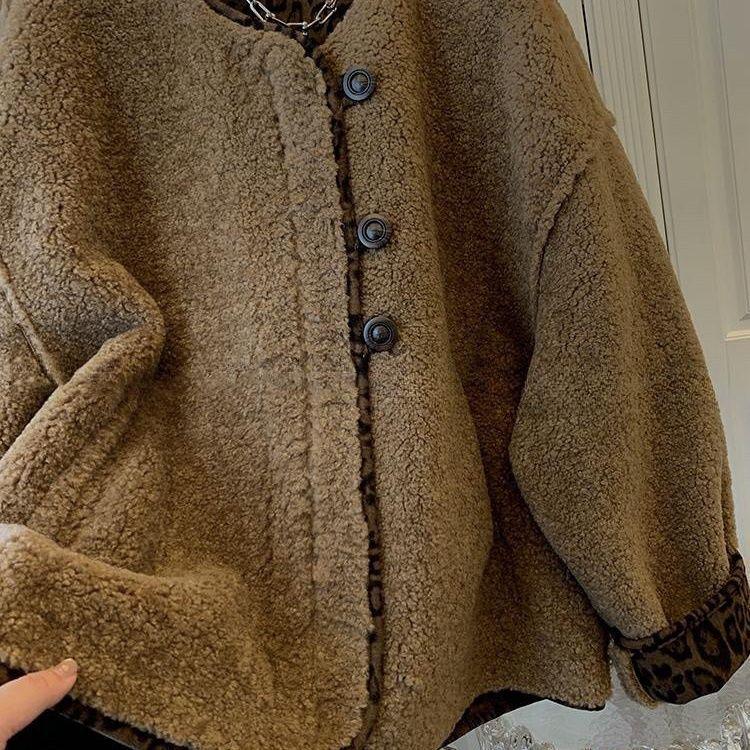 Women's Leopard Print Leather and Fur Coat - 2025 Autumn/Winter, Warm, Stylish, Loose Fit, Plus Velvet, Thick.