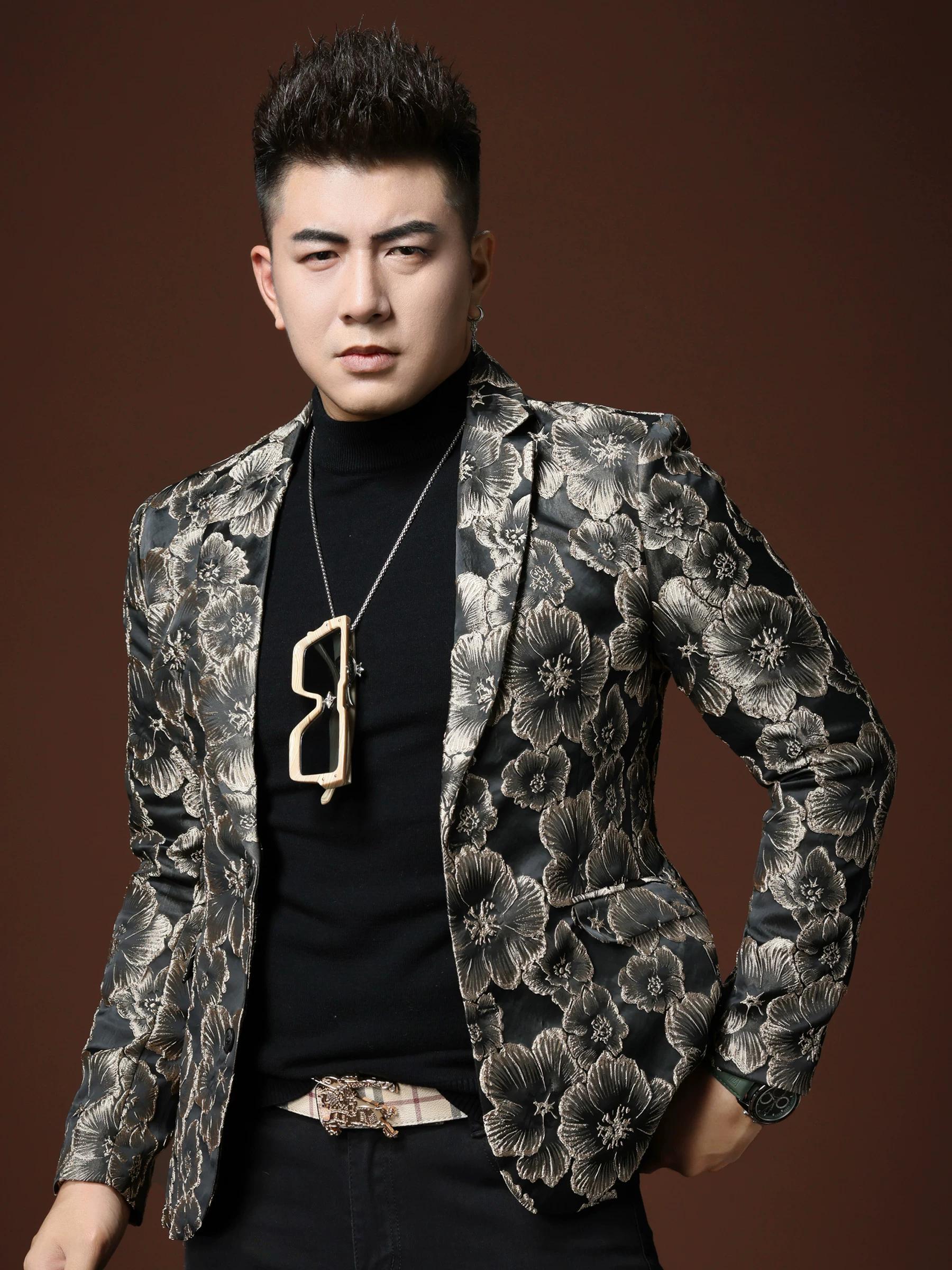 European Goods Leisure Suits for Men 2025 New Arrival Trendy Peach Blossom Jacquard Suit Outwear Men s Fancy Single West Tops 3XL