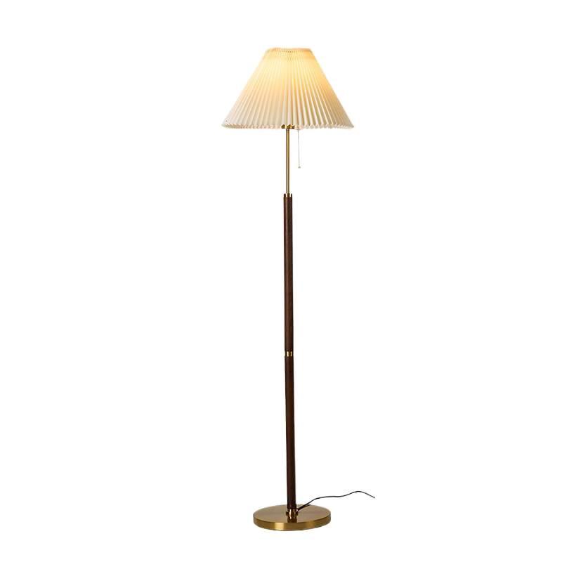 Antique-Style High-End Floor Lamp for Living Room or Bedroom Ambience