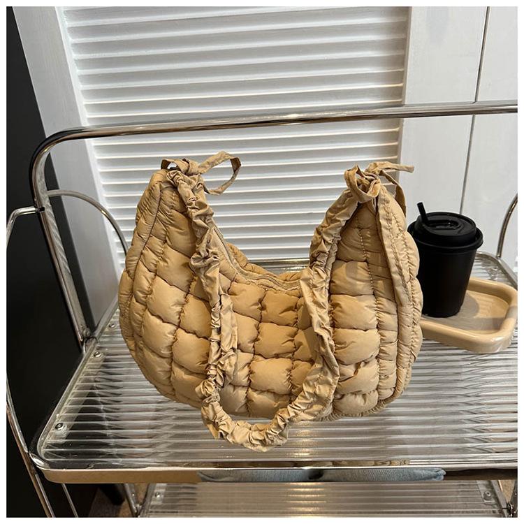 2023 Trendy Pleated Shoulder Bag for Women - Early Autumn Versatile Underarm Style