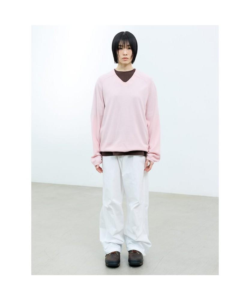Saendeusaundeu (Unisex) Wool Blend V-Neck Sweater Pink