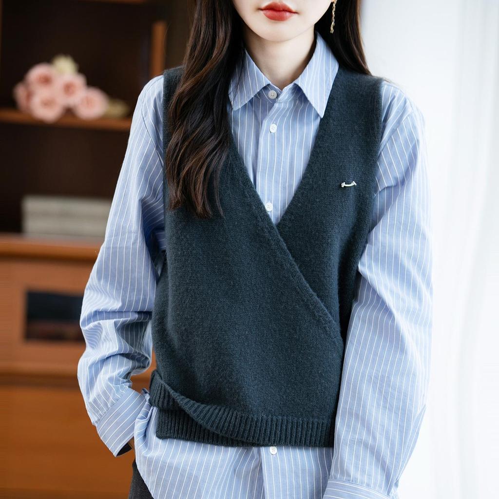 Women's V-neck 100% Pure Wool Sweater Vest - Loose Knit Solid Color Cashmere Pullover/Cardigan for Autumn & Winter.