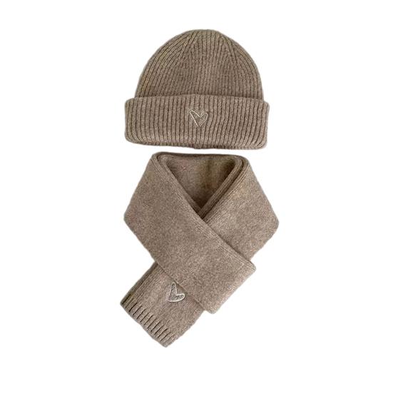 2Pcs/Set Kids Hat Scarf Set Solid Color Heart Pattern Thickened Warm Knitting Hat Long Scarf Set Elastic Fit Winter Wear
