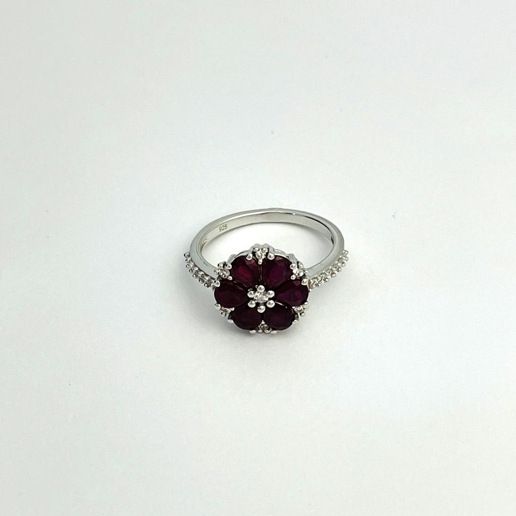 Silver Ring with Natural Ruby 3.14ct (2108405) 3.82 Gr. 925 Samples