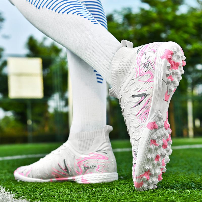 35-45 Unisex Football Boots Rubber Soft Sole Short Nail Artificial Turf Youth Children Football Shoes Boys Soccer Shoes