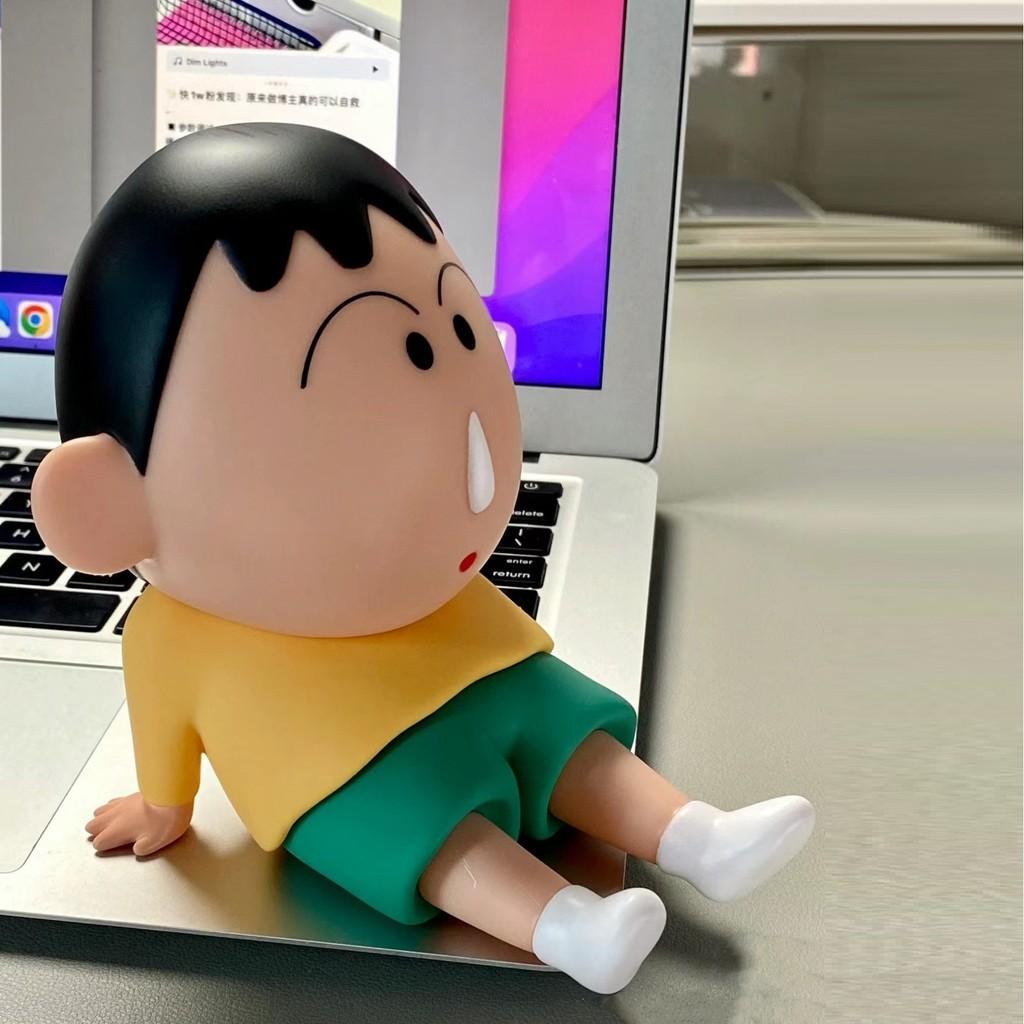 Crayon Shinchan Phone Stand Cute Desk Organizer With Resin Material For Home And Office