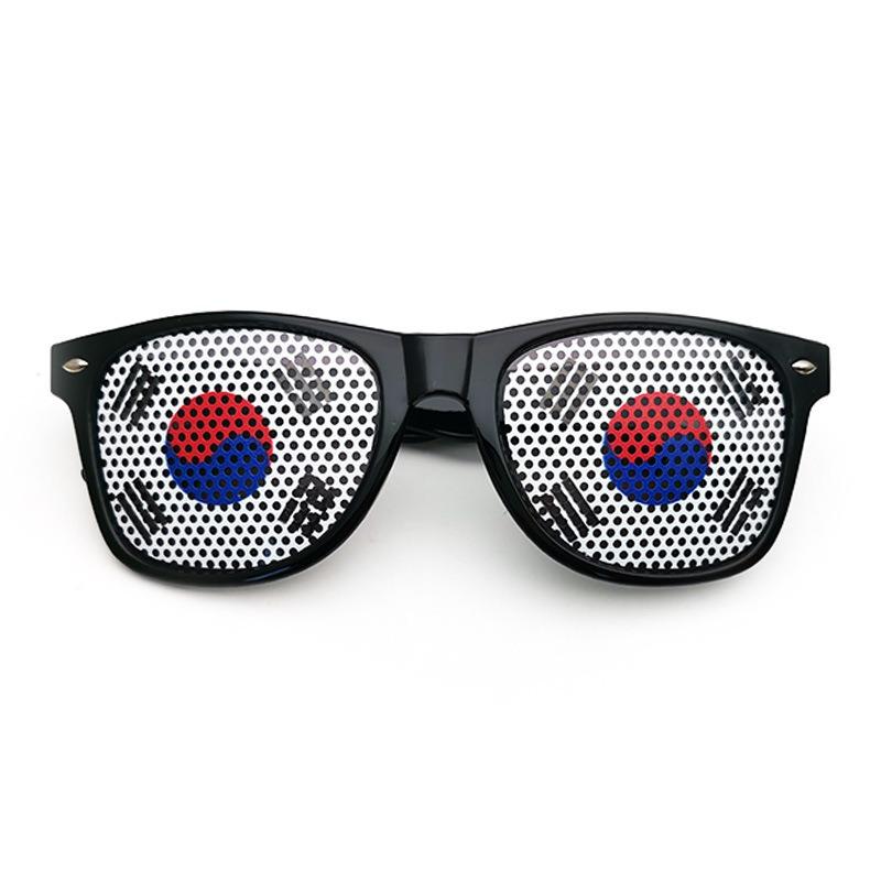 2025 New Fashion Sunglasses National Flag Pinhole Personalized Fashion Rice Nail Sunglasses