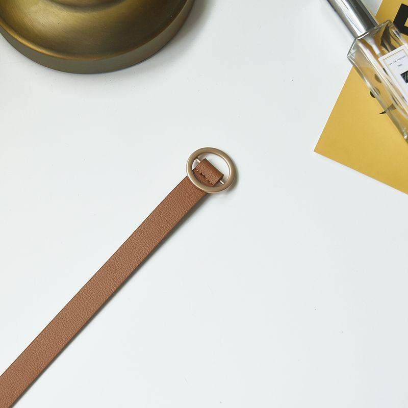 Stylish Women's Minimalist Black Denim Pants With Decorative Belt For Trendy Looks