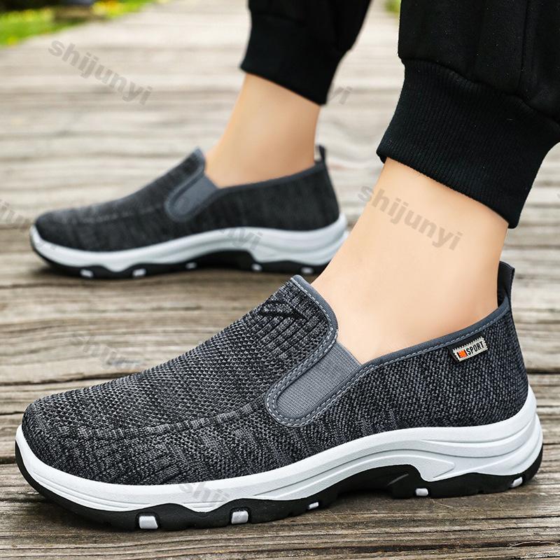 Mode Herr Låga Casual Skor Sommar Nya Slip on Mesh Andningsbara Halkfria Vintage Tygskor Utomhus Lätta Bekväma Sneakers
