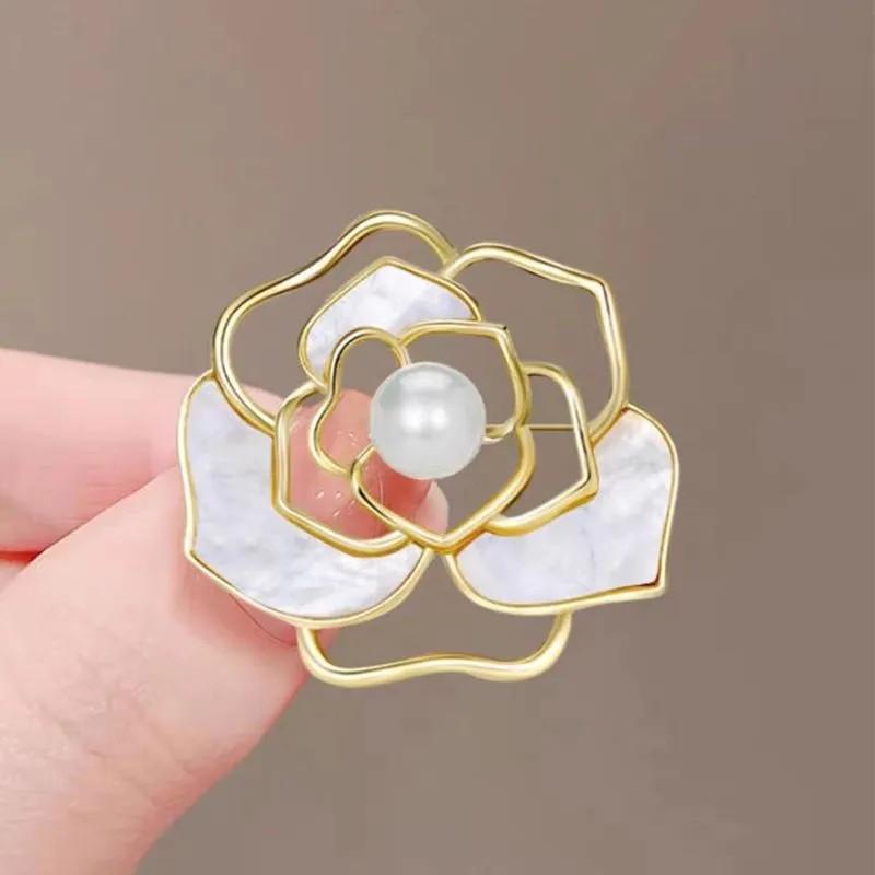Small Brooch, Anti-exposure Pin, Small Camellia Brooch