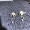 Diamond-set Flower Pearl Fringed Earrings, Fashionable and Sweet, Small and Fresh Earrings, Light Luxury Temperament Design, Earrings for Women