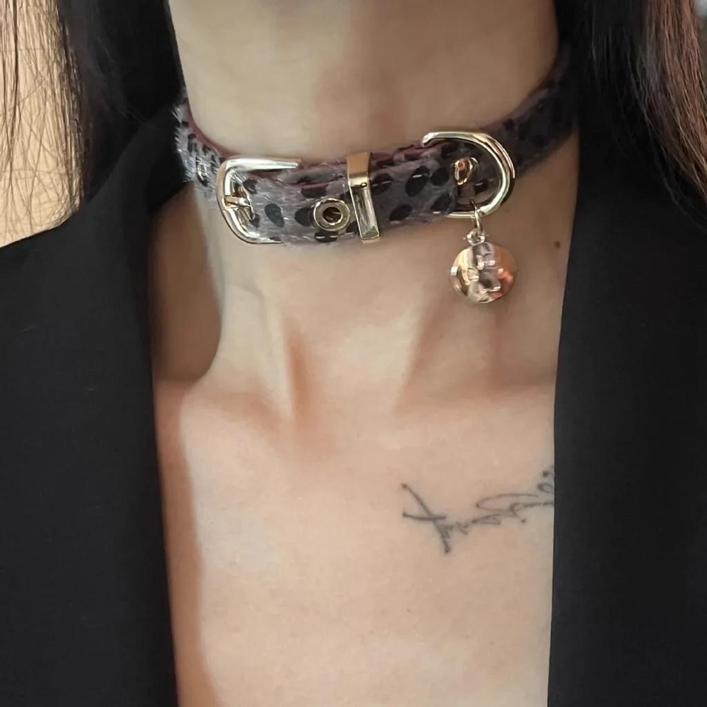 Y2k Sweet Cool Punk Puppy Footprint Tag Leopard Pattern Horse Hair Choker Collar Leather Neck Belt Party Necklace