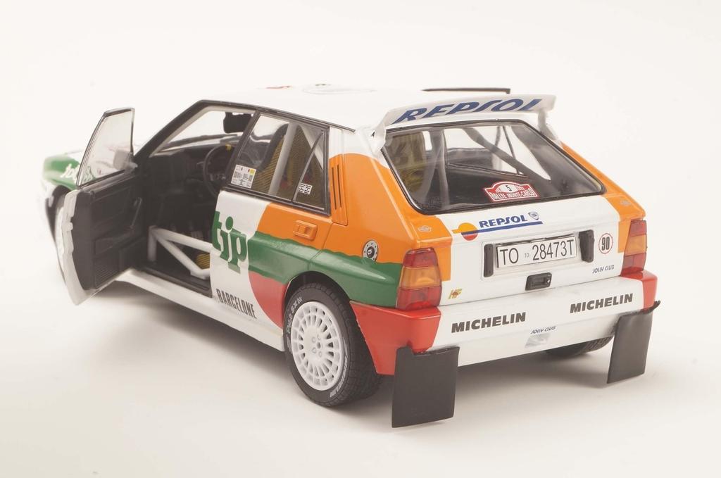 Solido scale Lancia Delta HF Integrale 1993 Monte Carlo Rally 1/18 #5 A.Aghini/S.Farnocchia