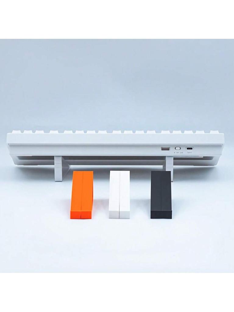 1 pair of keyboard lifting brackets, simple monitor brackets, and learning supplies designed with anti slip pads
