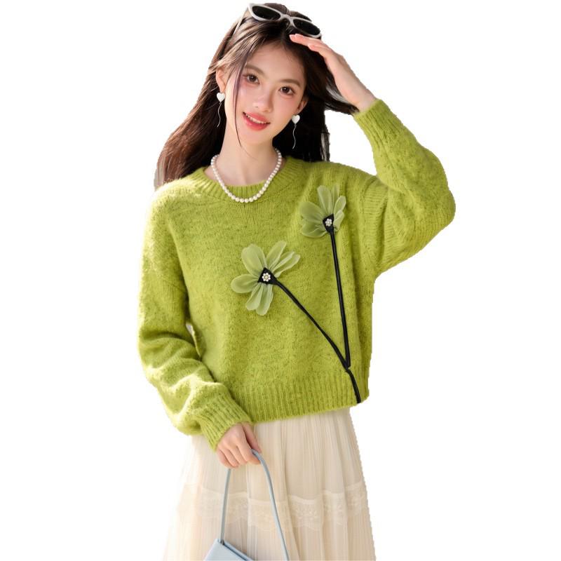 2026 Autumn Slimming Knit Sweater - Elegant 3D Flower Design, Versatile Round Neck Top