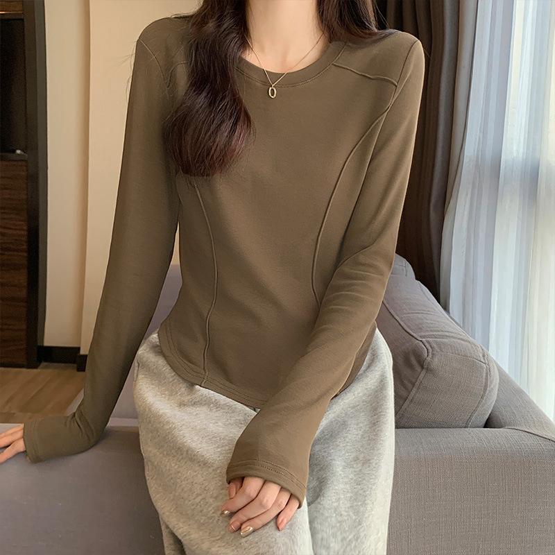 White long-sleeved bottoming shirt women's autumn and winter with short fishbone top design sense slim fit and fleece polished T-shirt
