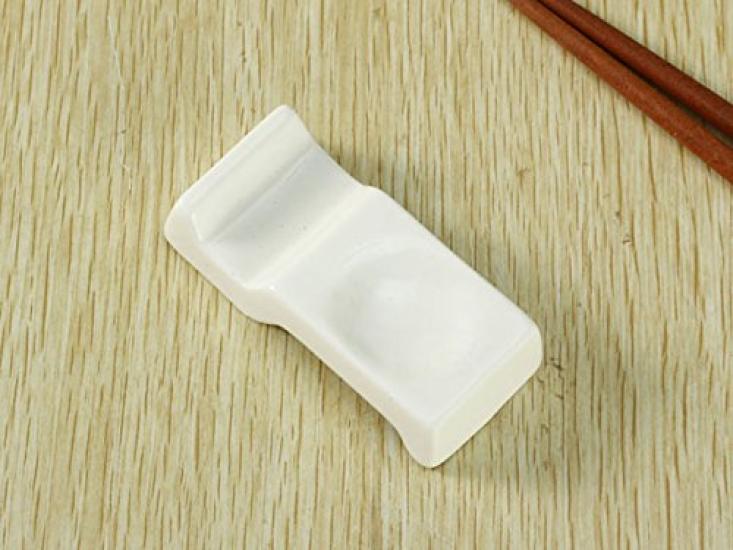 Nishida Glossy White Spoon and Chopstick Rest 150015 (Type 4)