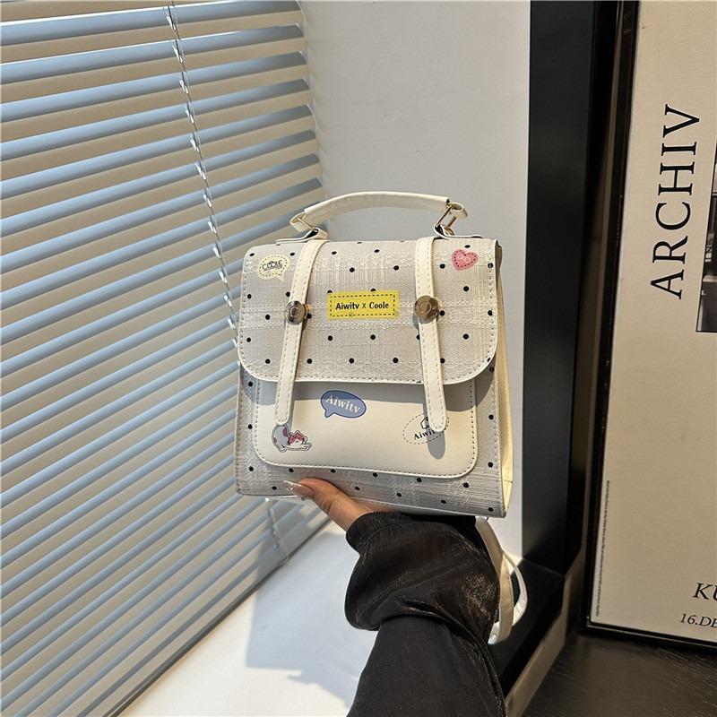 Women's Bag Summer New Daily Versatile Bag Casual Commute Fashion Trend Simple Cute Backpack