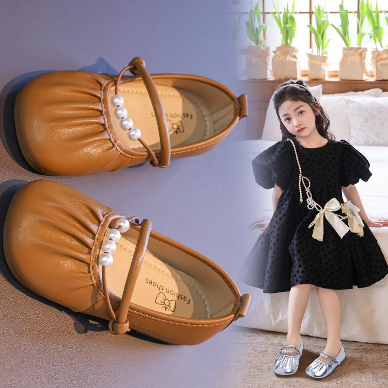 Mädchen Lederschuhe Sommer 2025 neue Kinder Baby Ballett Einzel Schuhe Mädchen Mode Ausländischer Stil mit Rock Prinzessin Schuhe