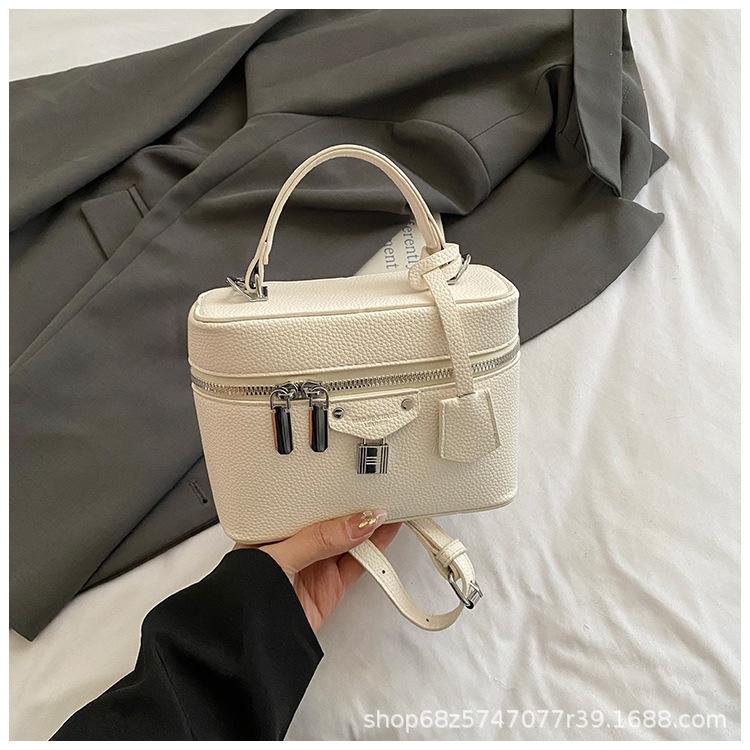 Fashion niche bag women's 2025 new trendy Korean version simple crossbody bag women's hand-held versatile box bag