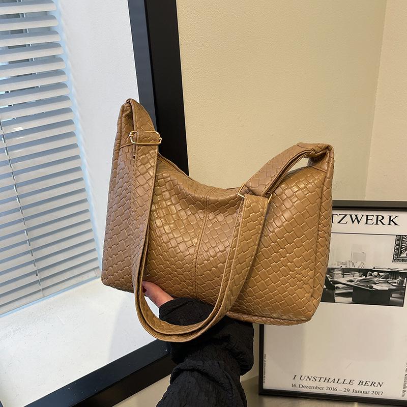 Korean Style Women's Woven Shoulder & Crossbody Bag with Adjustable Strap