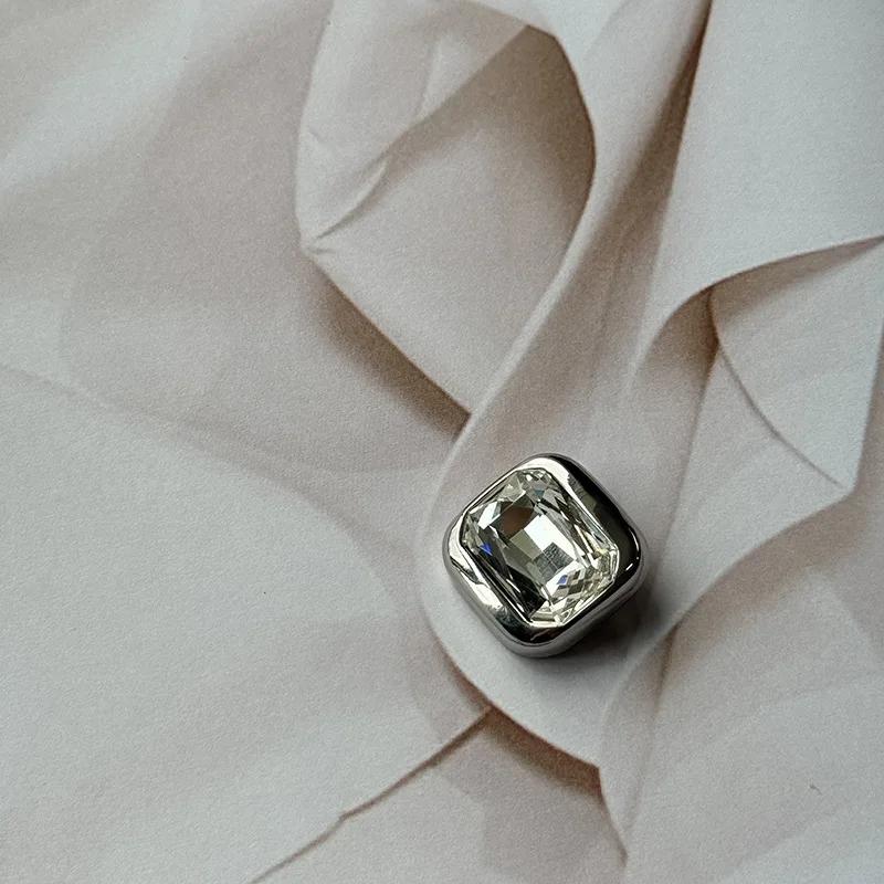 5pcs Fashionable Diamond Buttons High Quality Large Rhinestone Metal Shank Buttons Clothes Decorative Buttons