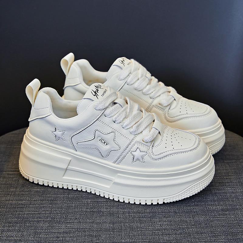 Leather Women's Spring and Autumn New Versatile Black and White Panda Single Shoes Women's Thick-soled Height-increasing Star Casual Shoes