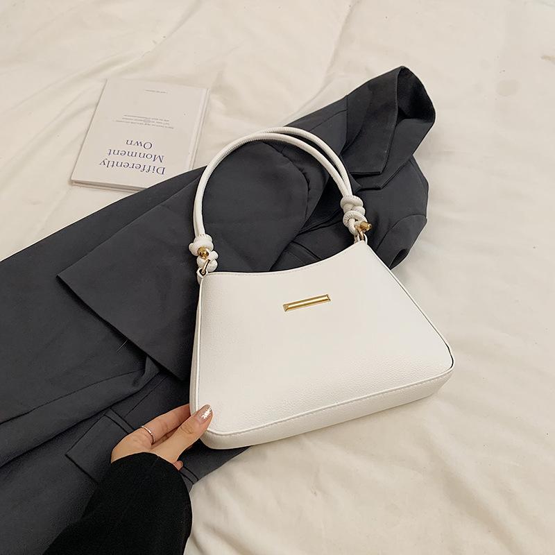 High-value bag 2025 new trendy women's bag spring and summer simple and versatile shoulder bag texture niche underarm bag