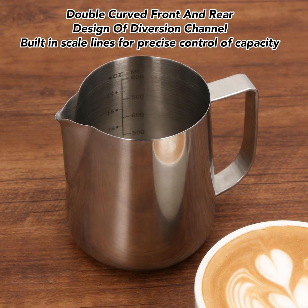 304 Stainless Steel Milk Frothing Pitcher 700ML Capacity Coffee Steaming Pitcher For Hot Chocolate