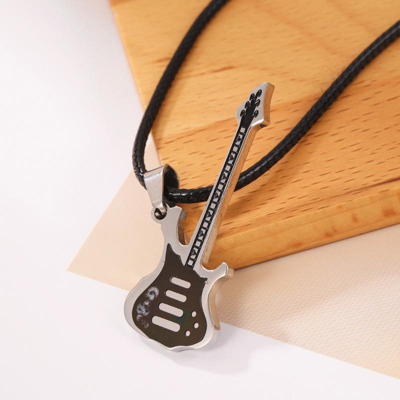 

Ювелирное ожерелье для женщин, универсальный материал из нержавеющей стали, персонализированное ожерелье с подвеской в ​​виде гитары, ювелирные изделия с дофамином