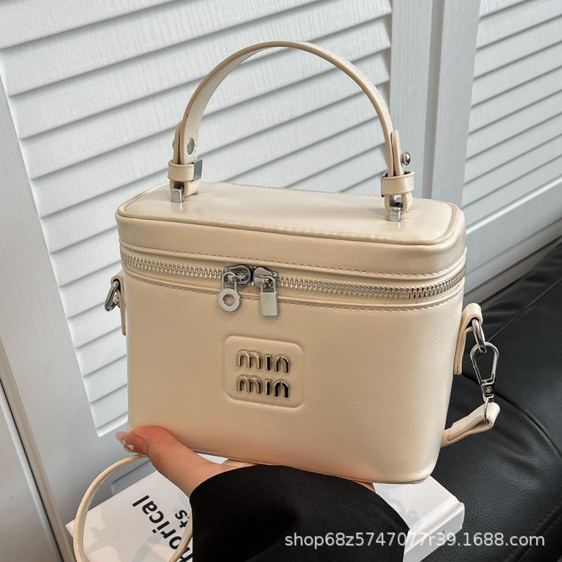 This year's popular bag bucket bag women's 2025 new trendy high-end handbag niche fashion one-shoulder crossbody bag