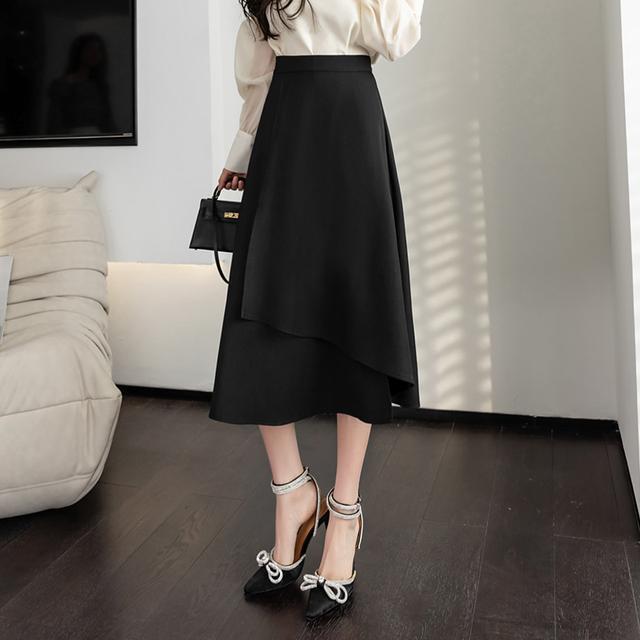 

Женская миди-юбка А-силуэта с высокой талией - Необычный стиль блейзера, скрывающая бедра, стройнящая и с большим подолом для весны/лета. Quadruple Extra Large чёрный