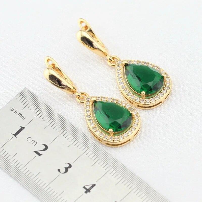 WPAITKYS Seturi de bijuterii de culoare aurie alb smarald CZ verde creat pentru femei, cercei, colier, inele cu pandantiv, cutie cadou gratuita