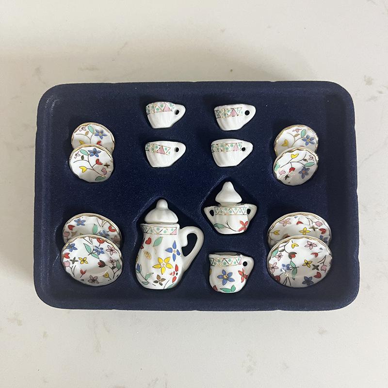 15Pcs/Set Vintage Miniature White Porcelain Tea Set Pot Cup Plate Tableware Dollhouse House Model Room Items Furniture Decor