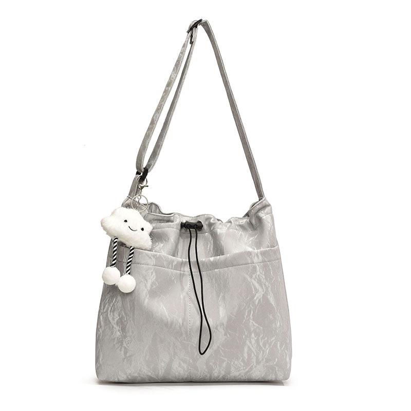 Casual Big Bag Women's New Fashion Shoulder Bag Large Capacity Tote Bag Versatile Class Commuter Messenger Bag